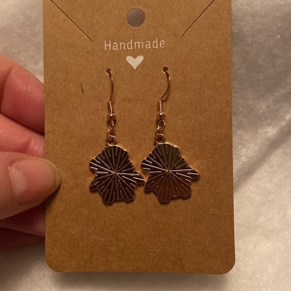 Christmas Penguin  Dangle Earrings - Picture 4 of 4